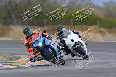 media/Jan-15-2023-SoCal Trackdays (Sun) [[c1237a034a]]/Turn 3 (1115am)/